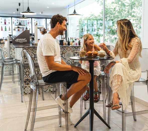 Cafe 'joaquión sorolla' Villa Luz Family Gourmet & All Exclusive Отель Плая-де-Гандия